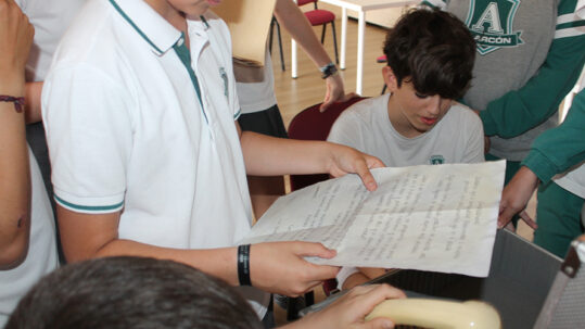 Proyecto AGL 1º ESO: "Más modernos que el futuro"