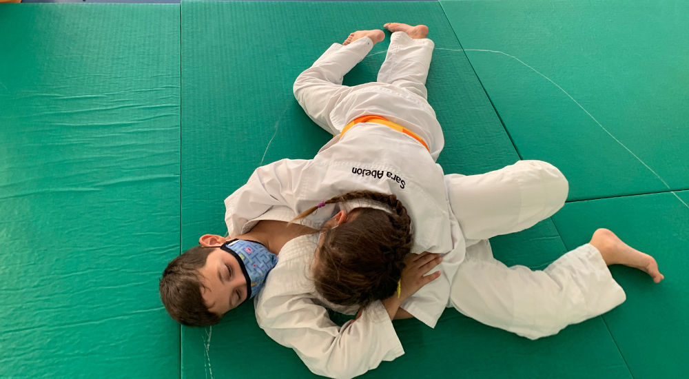 Nuestra Escuela de Deportes imparte clases de judo